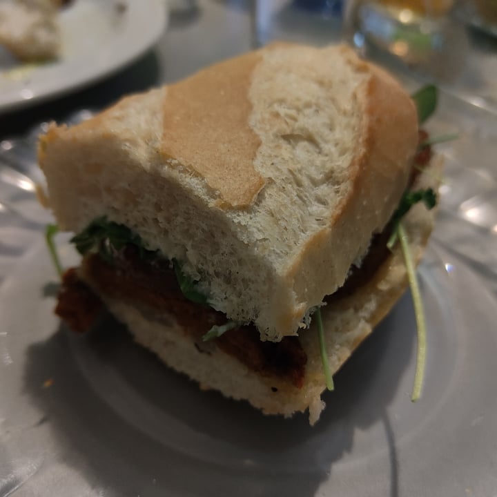 photo of La Piparra Bocadillo Chorizo y Queso shared by @lucasilecchia on  01 May 2022 - review