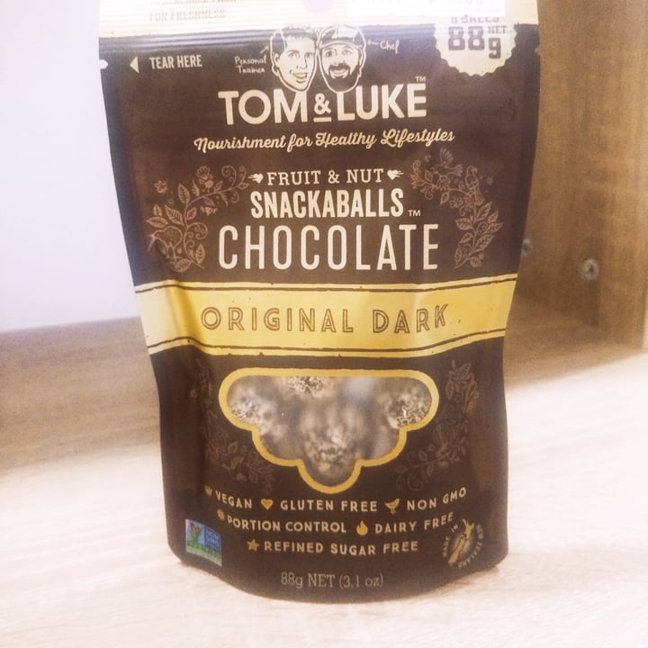 photo of Tom & Luke Fruit & Nut Snackaballs Chocolate Original Dark shared by @kismetcandle on  09 Apr 2022 - review