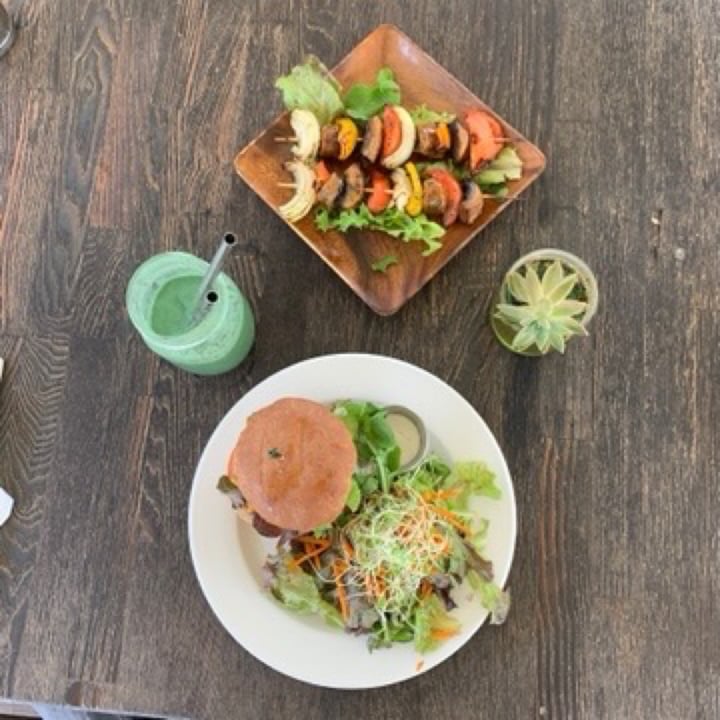 photo of Russell’s by Eat Healthy Kauai Jalapeño Cheddar Burger And Brat Kabobs shared by @debwilliamsonaloha on  23 Jul 2020 - review