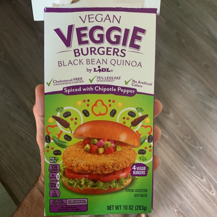 photo of Vemondo  Vegan Veggie Burger shared by @mattcascio85 on  25 Sep 2021 - review