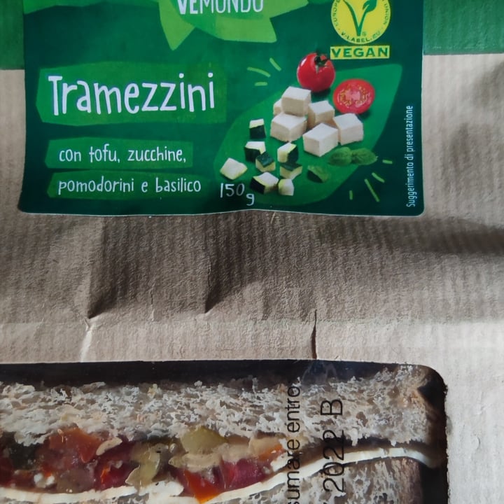 photo of Vemondo  Tramezzini Tofu, Zucchine, Pomodori E Basilico shared by @vikyvalkyrie on  08 Jul 2022 - review