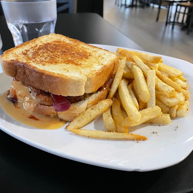 Photo of the dish “The Lone Star Burger”