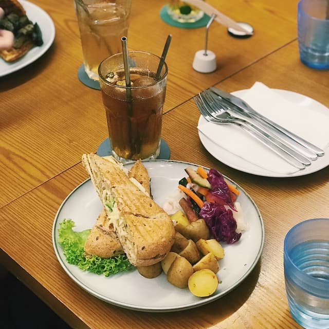 Photo du plat “Tempehtion Island Grilled PUNini”