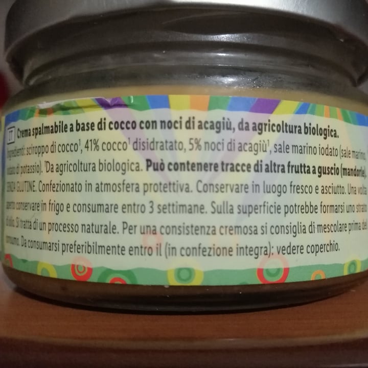 photo of Caribbean Style Crema Spalmabile Bio Al Cocco Con Anacardi shared by @enrica92 on  24 May 2022 - review