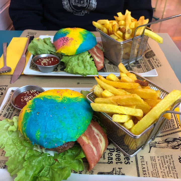 photo of Freedom Cakes Hamburguesa Beyond Burger shared by @eusonbita on  15 Mar 2022 - review