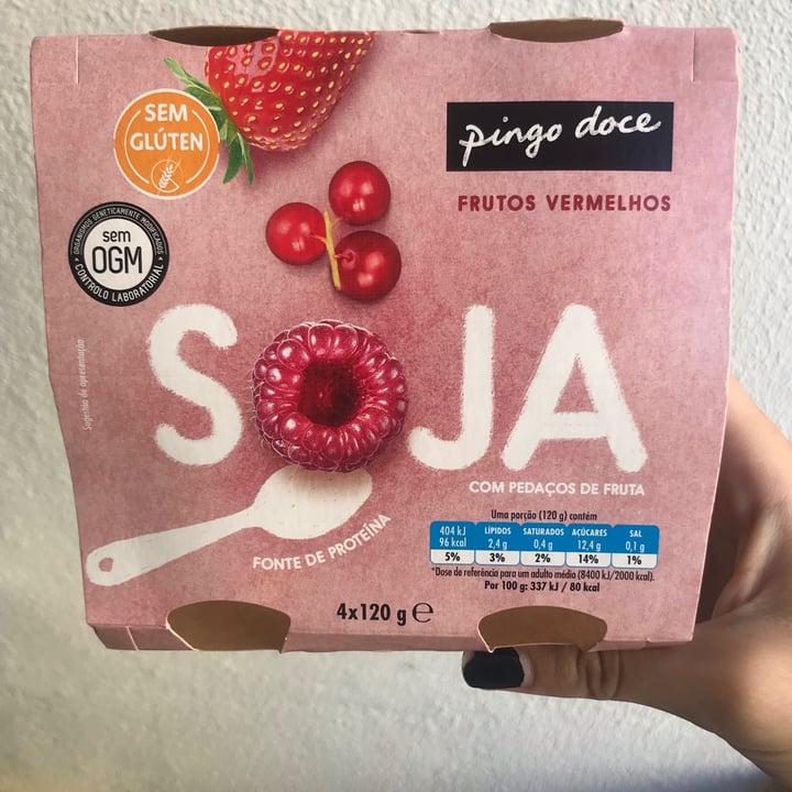 photo of Pingo doce Iogurte De Soja Frutos Vermelhos shared by @lahziesmann on  15 Jul 2021 - review