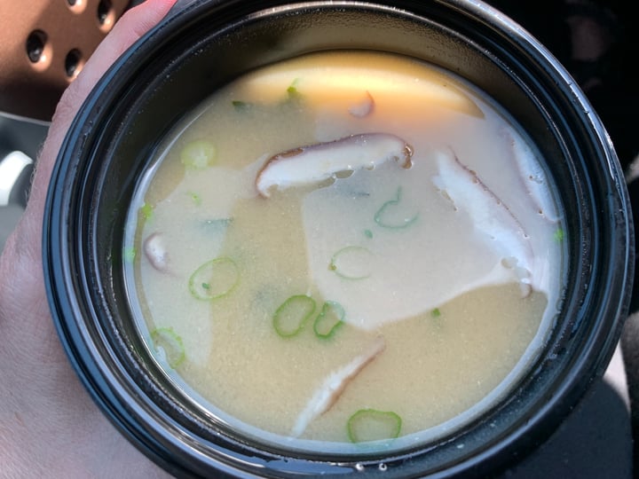 photo of Blue Sushi Sake Grill Miso soup shared by @jeremytheape on  04 Jul 2022 - review