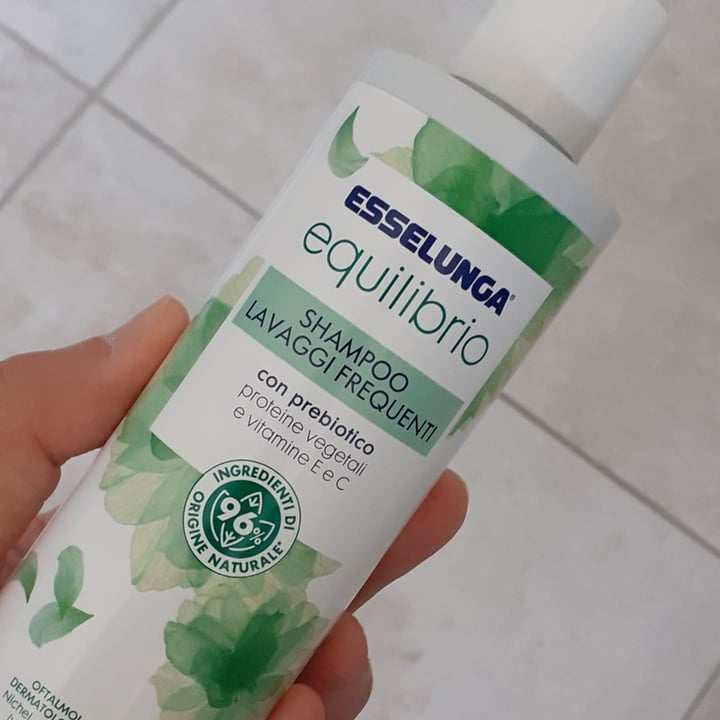 photo of esselunga equilibrio shampoo Lavaggi Frequenti shared by @blupola on  31 Jul 2022 - review