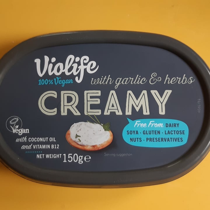 review photo of Violife Cream Cheese Garlic & Herbs shared by @18january on 08 Jun 2021 - review