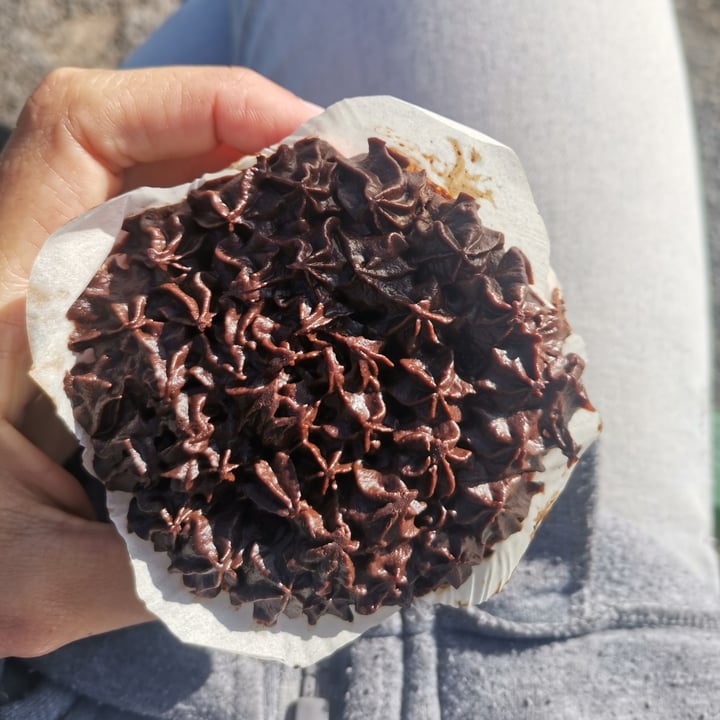 photo of Oranjezicht City Farm - Market Chocolate & Beetroot Muffin shared by @lunascorner on  20 Jun 2022 - review