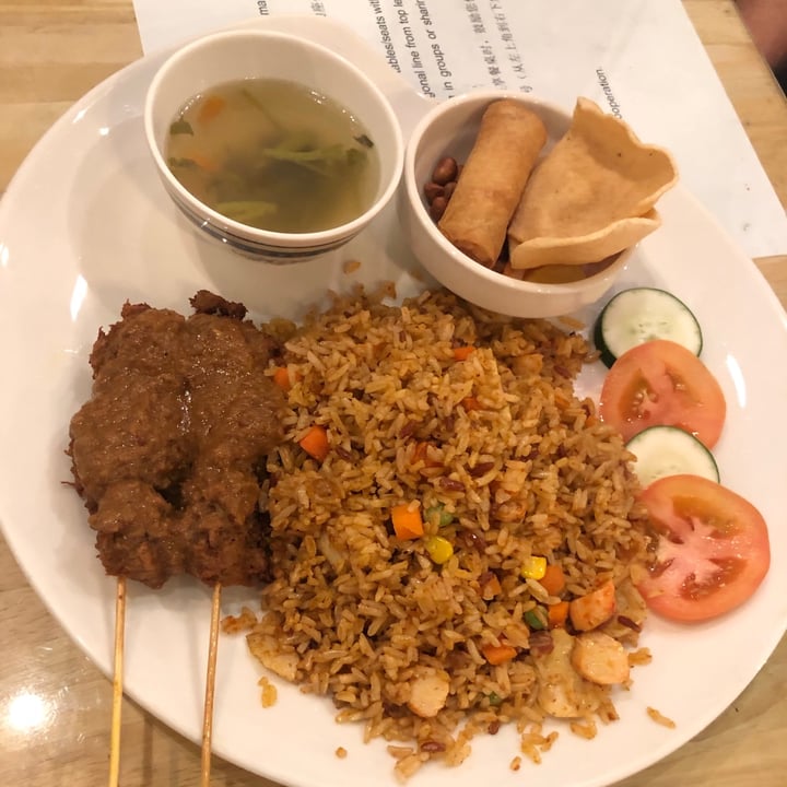 photo of Loving Hut Kampong Fried Rice shared by @plantingggg on  26 Jul 2020 - review