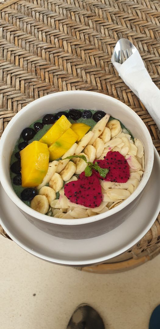 photo of Kenza cafe Rinjani Smoothie Bowl shared by @brownmanta on  03 Feb 2020 - review