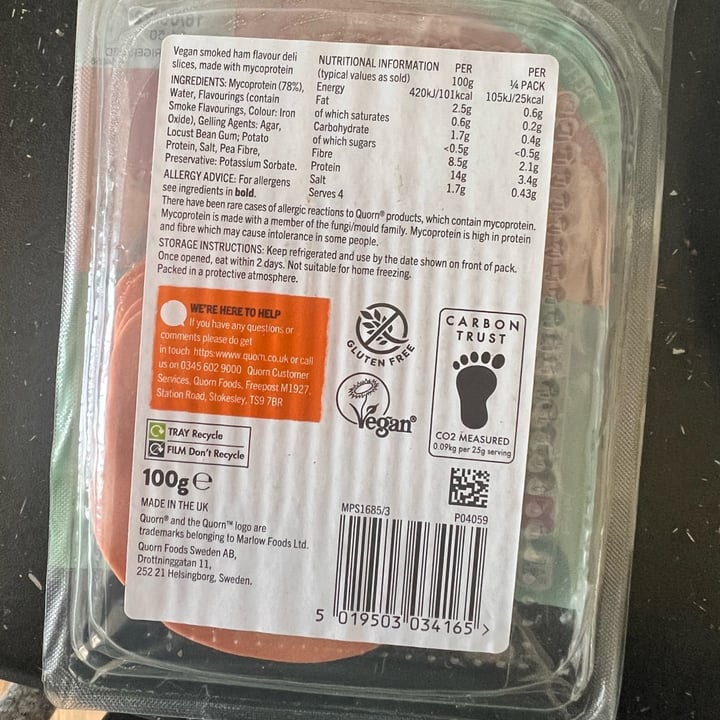photo of Quorn Smoky Ham Free Slices shared by @chiariconta on  24 May 2022 - review