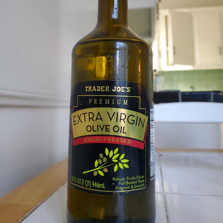 Trader Joe's Premium Extra virgin olive oil Review abillion