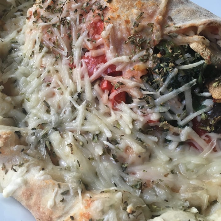 photo of Pizza Paco S L Calzone vegetal shared by @imogen on  16 Jul 2022 - review