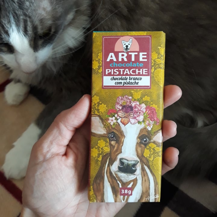 review photo of Arte Chocolate Chocolate Branco Com Pistache shared by @flopespatricia on 21 Jun 2022 - review
