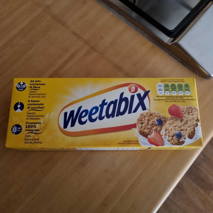 photo of Weetabix Organic whole wheat cereal shared by @msadriana on  12 Mar 2022 - review
