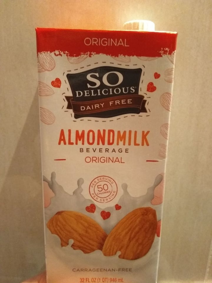 photo of So Delicious Dairy Free Almondmilk Beverage Original shared by @ndmuse on  24 Sep 2019 - review
