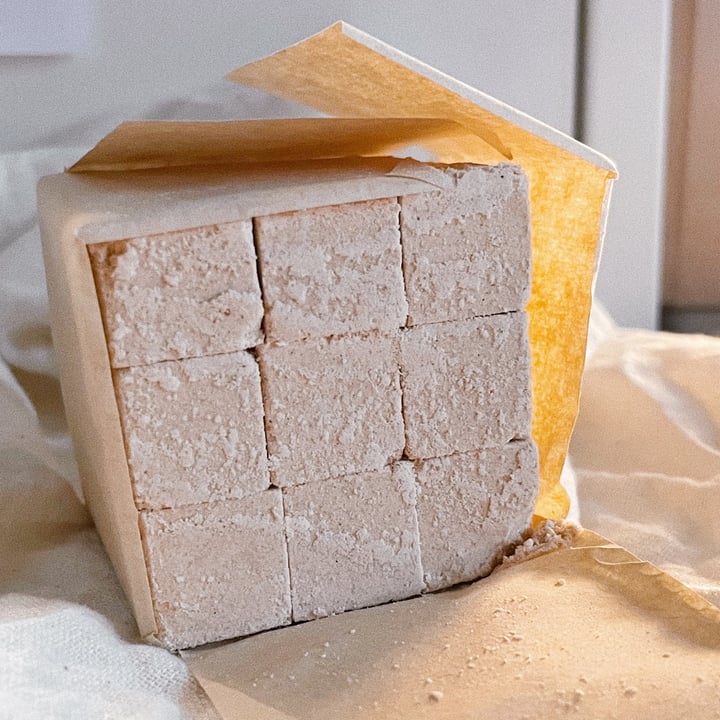 review photo of Eve of st Agnes Organic Hair Conditioner Cubes shared by @eunyellow on 17 May 2021 - review
