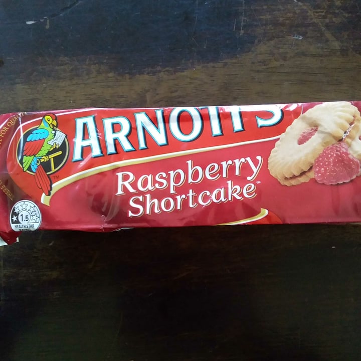 photo of Arnott's Raspberry Shortcake shared by @moggers on  07 Feb 2021 - review