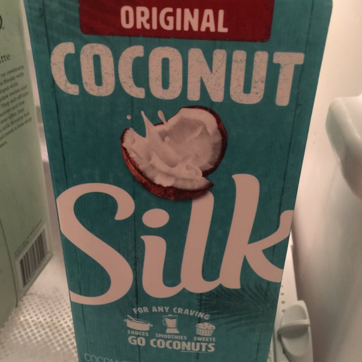 review photo of Silk Coconut Milk Original shared by @akhazeni on 20 May 2020 - review