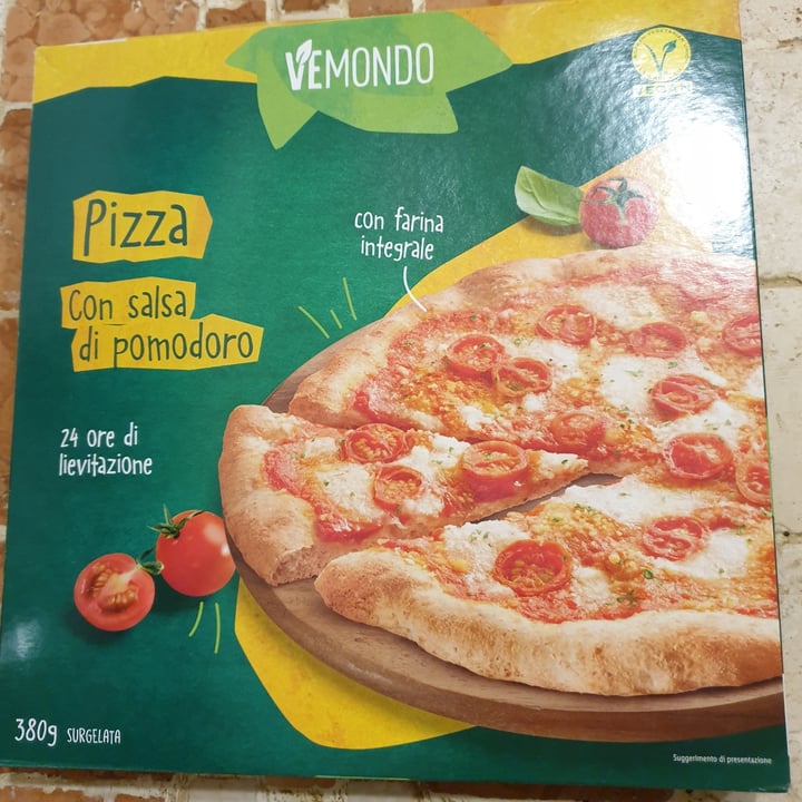 photo of Vemondo Pizza con Salsa di Pomodoro shared by @catiaveg on  13 May 2021 - review
