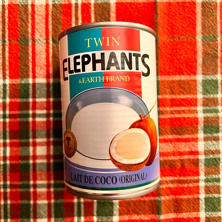 photo of Twin Elephants & Earth Brand Latte di cocco shared by @dagaoh on  29 Nov 2021 - review