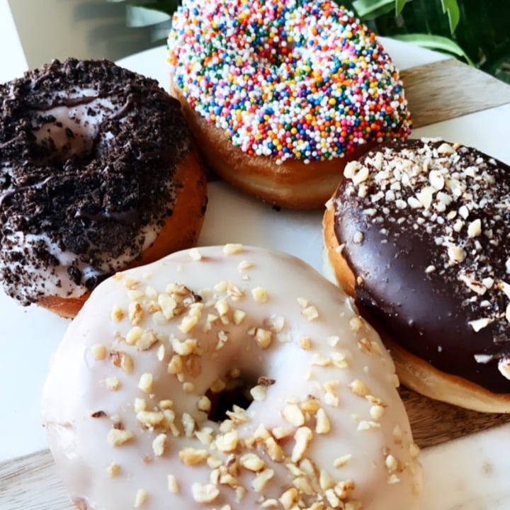 photo of bloomer's Bayview Village Doughnuts shared by @samanthajfraser16 on  02 Apr 2021 - review