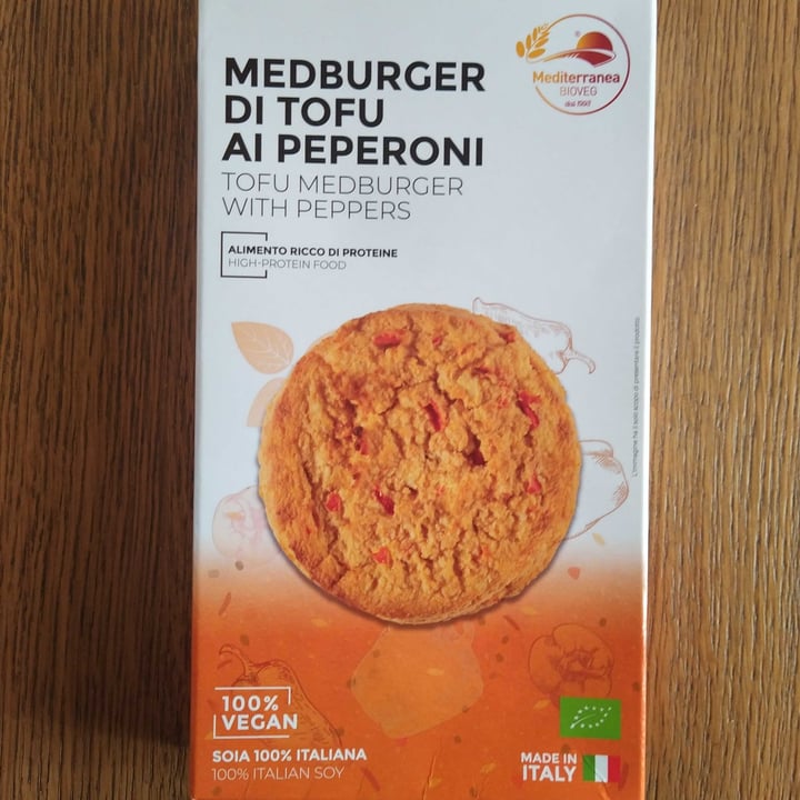 photo of Mediterranea BioVeg Medburger ai peperoni shared by @ellaveggie on  10 Jul 2022 - review