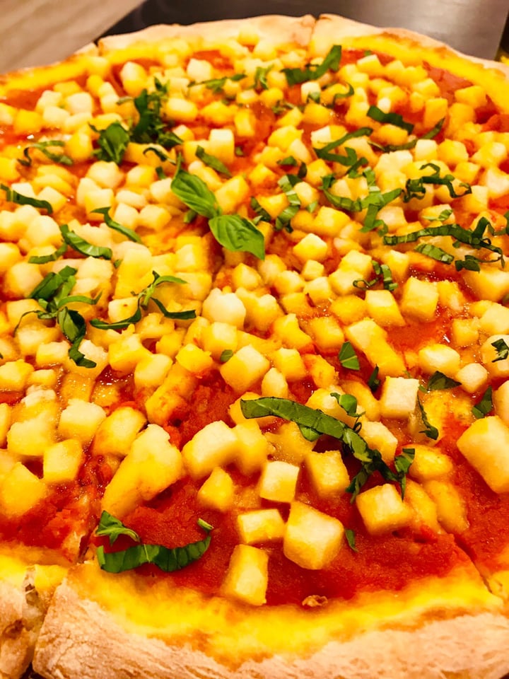 photo of Sorriso Italian Vegetarian & Vegan Pizza margherita shared by @morphemeus on  17 Apr 2019 - review