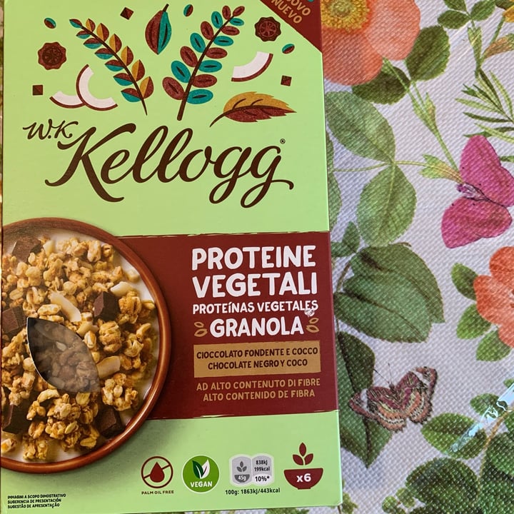 photo of Kellogg Proteine Vegetali Granoli Chocolate Negro Y Coco shared by @aleglass on  31 Oct 2021 - review