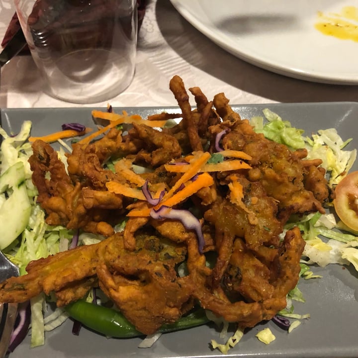 photo of Taj Mahal Ristorante indiano HALAL FOOD. Frittelle di verdure shared by @allinca on  23 Mar 2022 - review