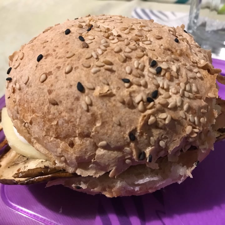 photo of Lemony Pan para hamburguesa shared by @hipernova on  04 Oct 2021 - review