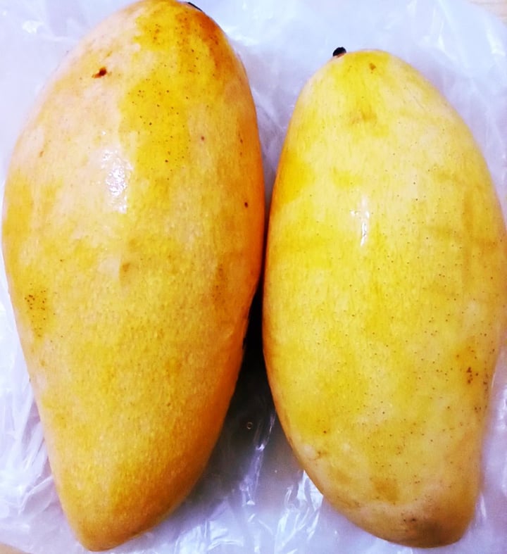 photo of FairPrice Tekka Place Thai honey mango shared by @yanngan on  11 Apr 2020 - review