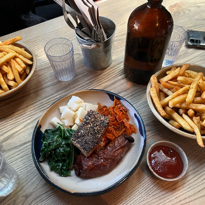 review photo of Peter Rabbit Rabbit Bowl shared by @virtualvia on 17 Nov 2022 - review