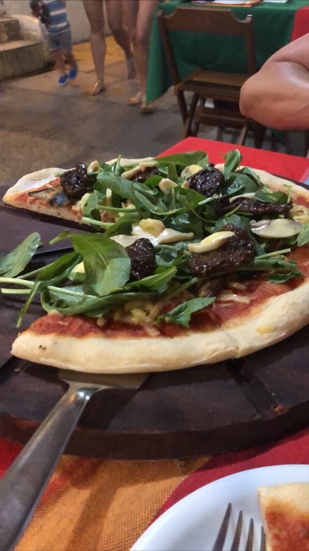 photo of Samsara Pizza del Chef shared by @veggiefitstyle on  21 Apr 2020 - review