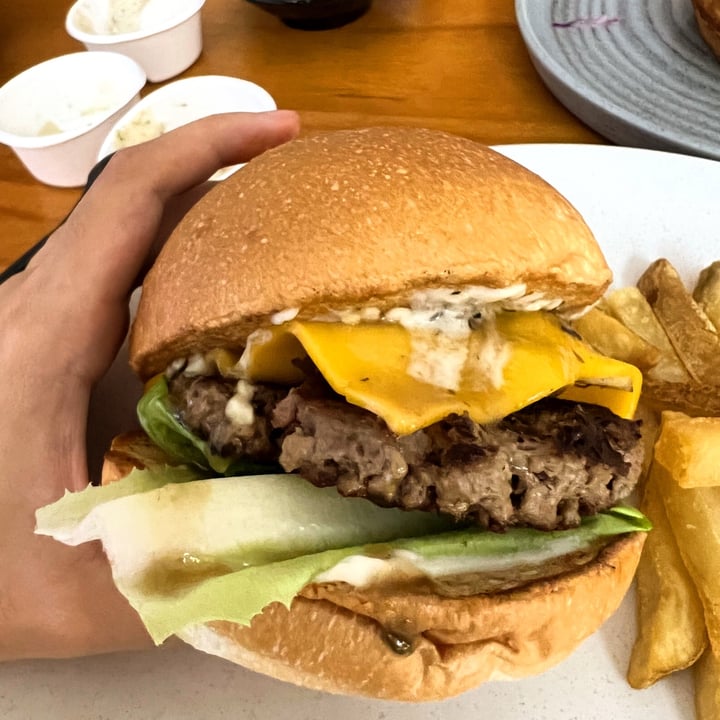 photo of Love Handle  Mushroom Cheese shared by @fangtabs on  02 Apr 2022 - review