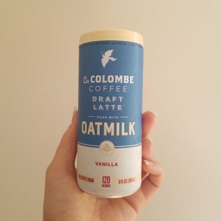 photo of La Colombe Coffee Roasters Draft Latte Made With Oatmilk shared by @jonedoe007 on  08 Sep 2020 - review