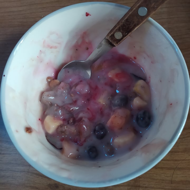 review photo of Crudda Yogur a Base de Coco sabor Arándanos shared by @milekuzab on 15 Apr 2021 - review