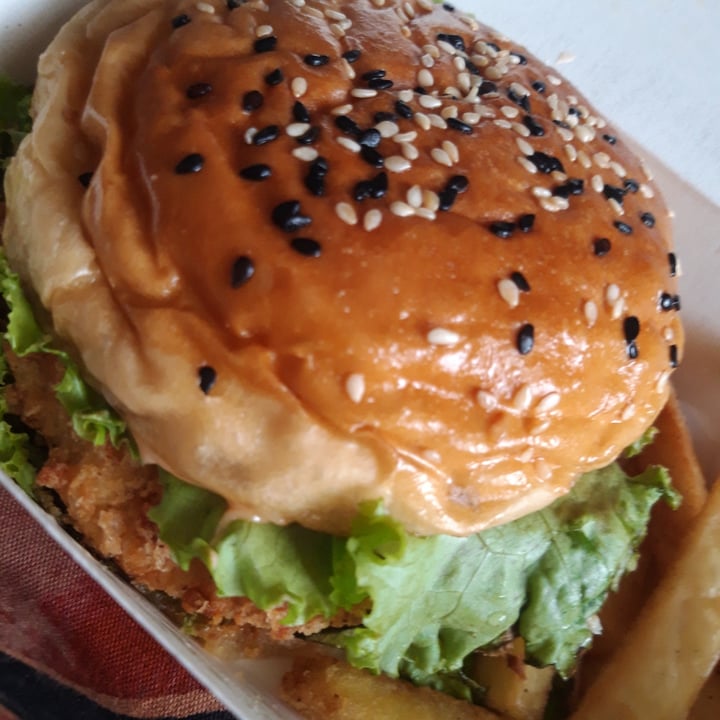 photo of Loving Hut Burger Break shared by @gichy on  09 Jun 2020 - review