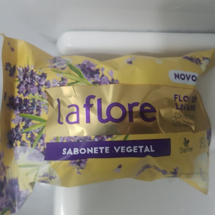 review photo of Davene Sabonete Laflore - Flor De Lavanda shared by @raphaeldiniz on 04 Aug 2021 - review