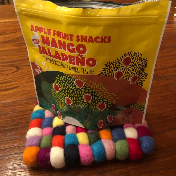 photo of Trader Joe's Apple Fruit Snacks Mango Jalapeño shared by @garen7 on  20 Sep 2021 - review