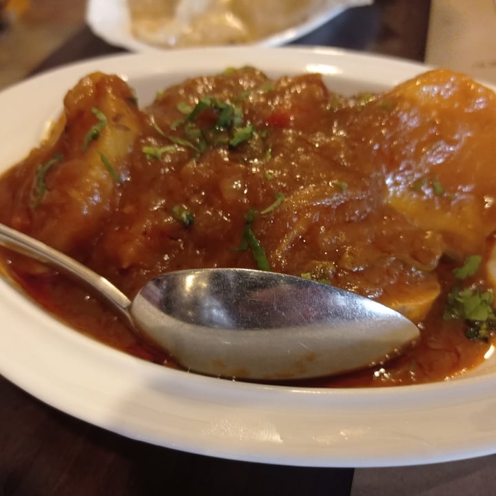 photo of New Bombay Palace Aloo Gobi shared by @conchipiron on  10 Apr 2021 - review