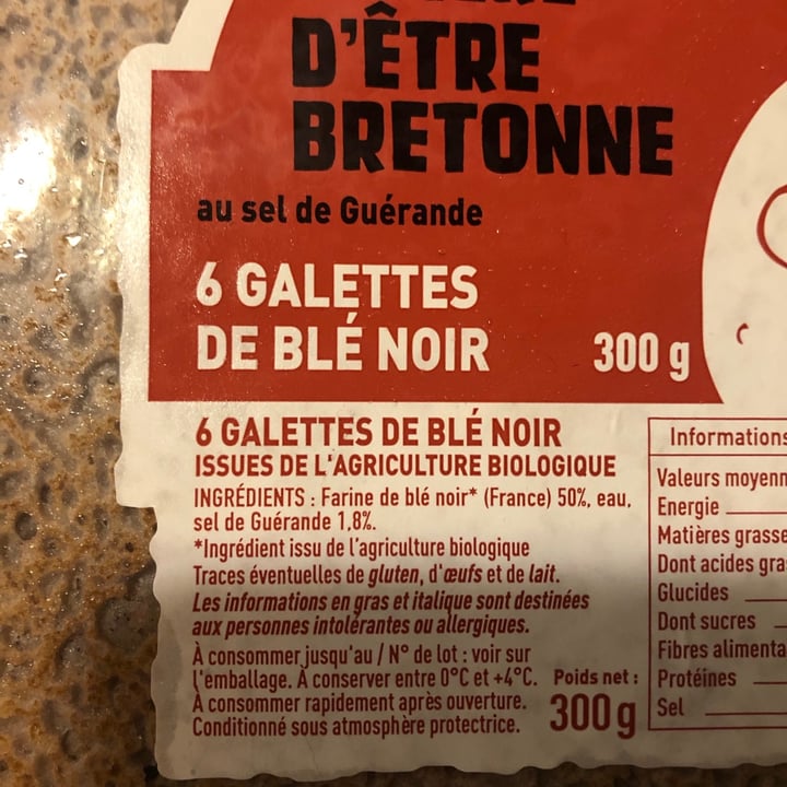 photo of Naturalia 6 Galettes de blé noir shared by @hellohappyvegan on  03 Oct 2021 - review