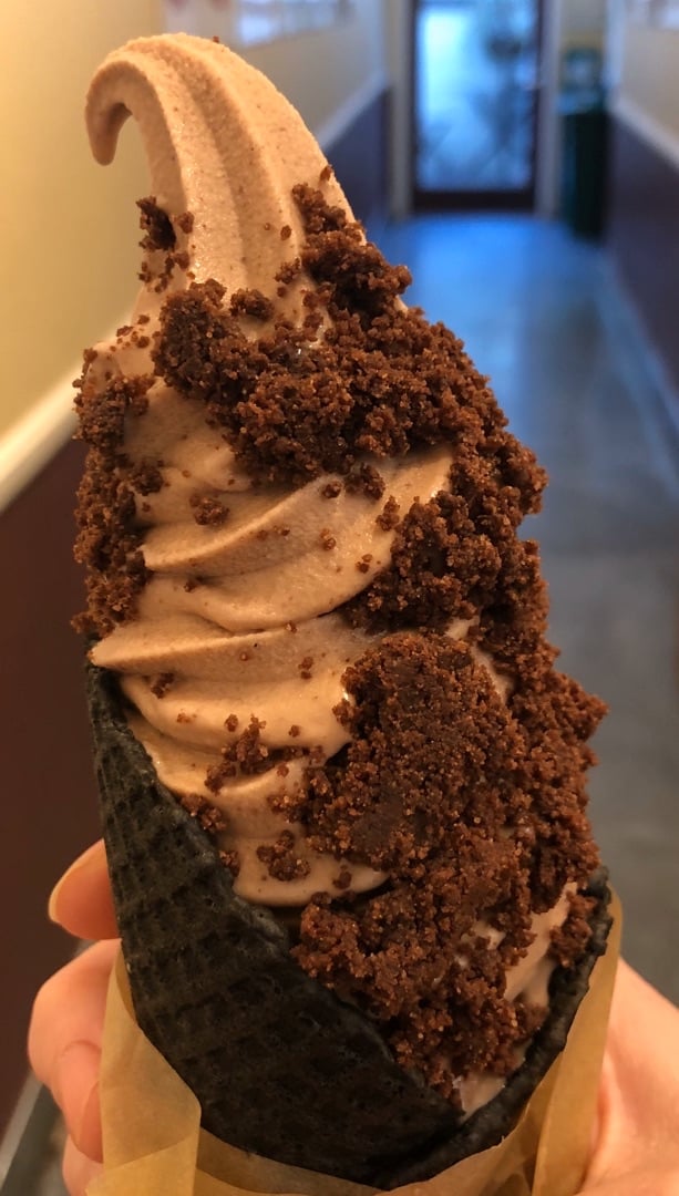 photo of Yoga-urt Cookies N Cream shared by @lindaelizabeth on  21 Oct 2019 - review