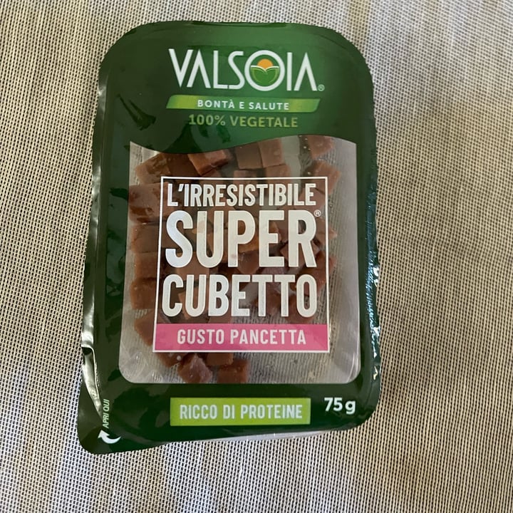 photo of Valsoia L'irresistibile super cubetto - gusto pancetta shared by @samanthaborella on  10 Sep 2022 - review