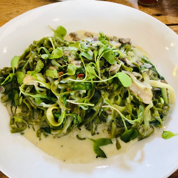 photo of Doppio Zero - Sunninghill Spinach Linguini Pasta shared by @reshmikhan on  05 Jan 2022 - review