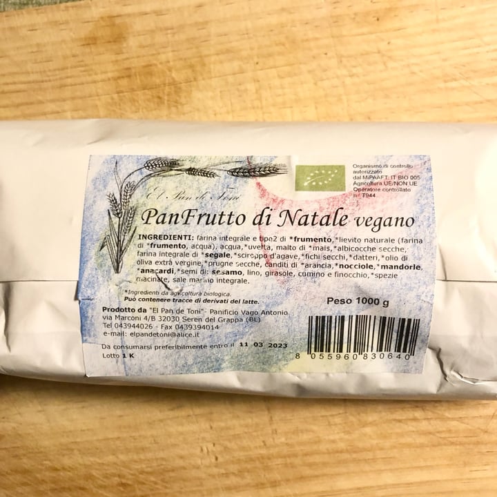 review photo of El Pan de Toni PanFrutto di Natale vegano shared by @lauraferro on 18 Dec 2022 - review