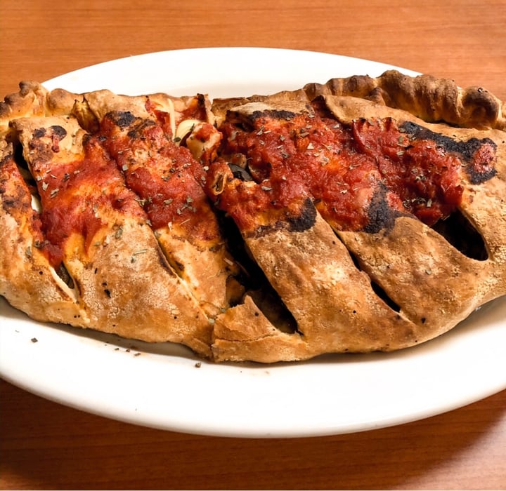 review photo of Taste of Tuscany Calzone (specify vegan + dairy free) shared by @jaemse on 09 Mar 2020 - review