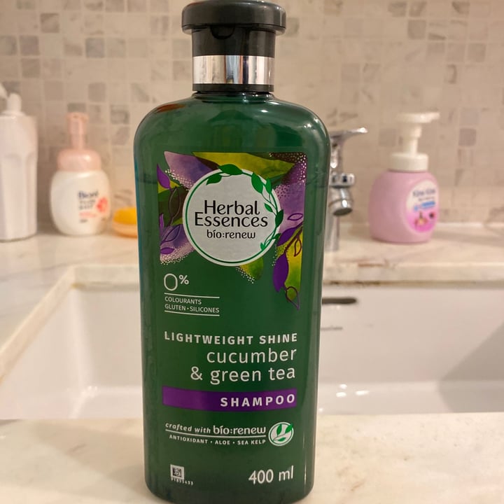 review photo of Herbal Essences greentea cucumber shampoo shared by @letitialiow on 26 Sep 2020 - review